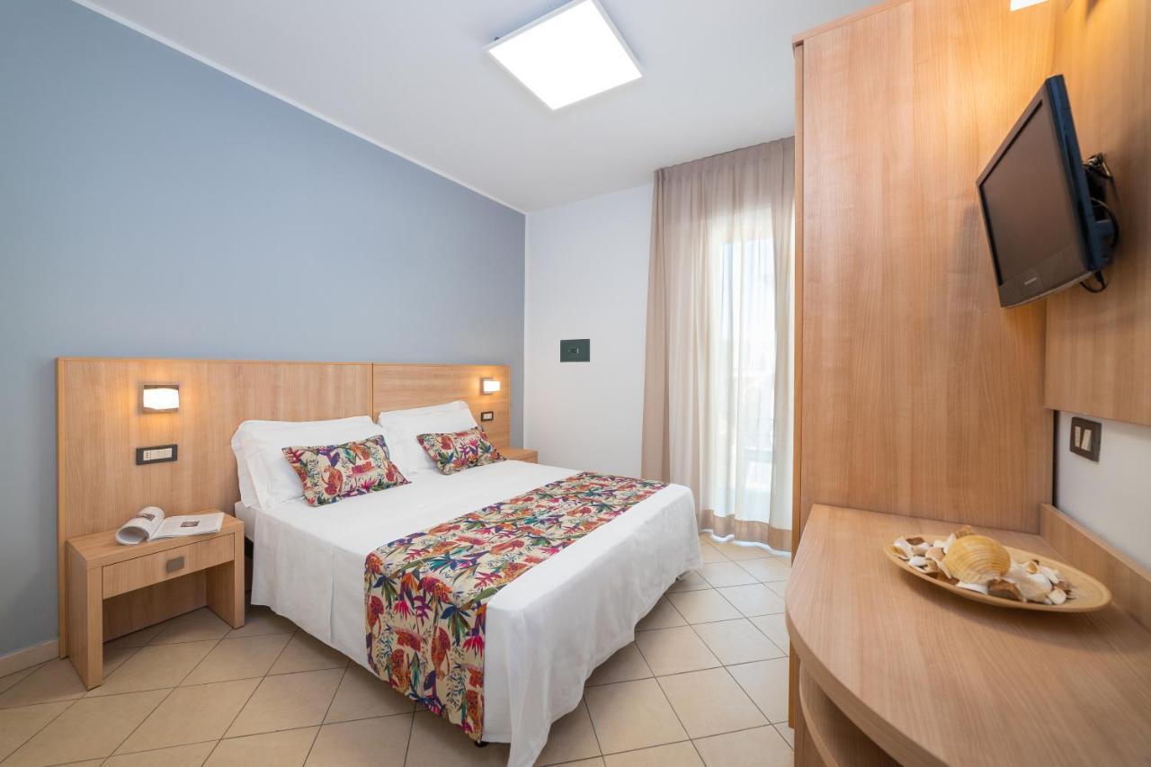 Hotel Amalfi - Smart Hotel リッチョーネ エクステリア 写真
