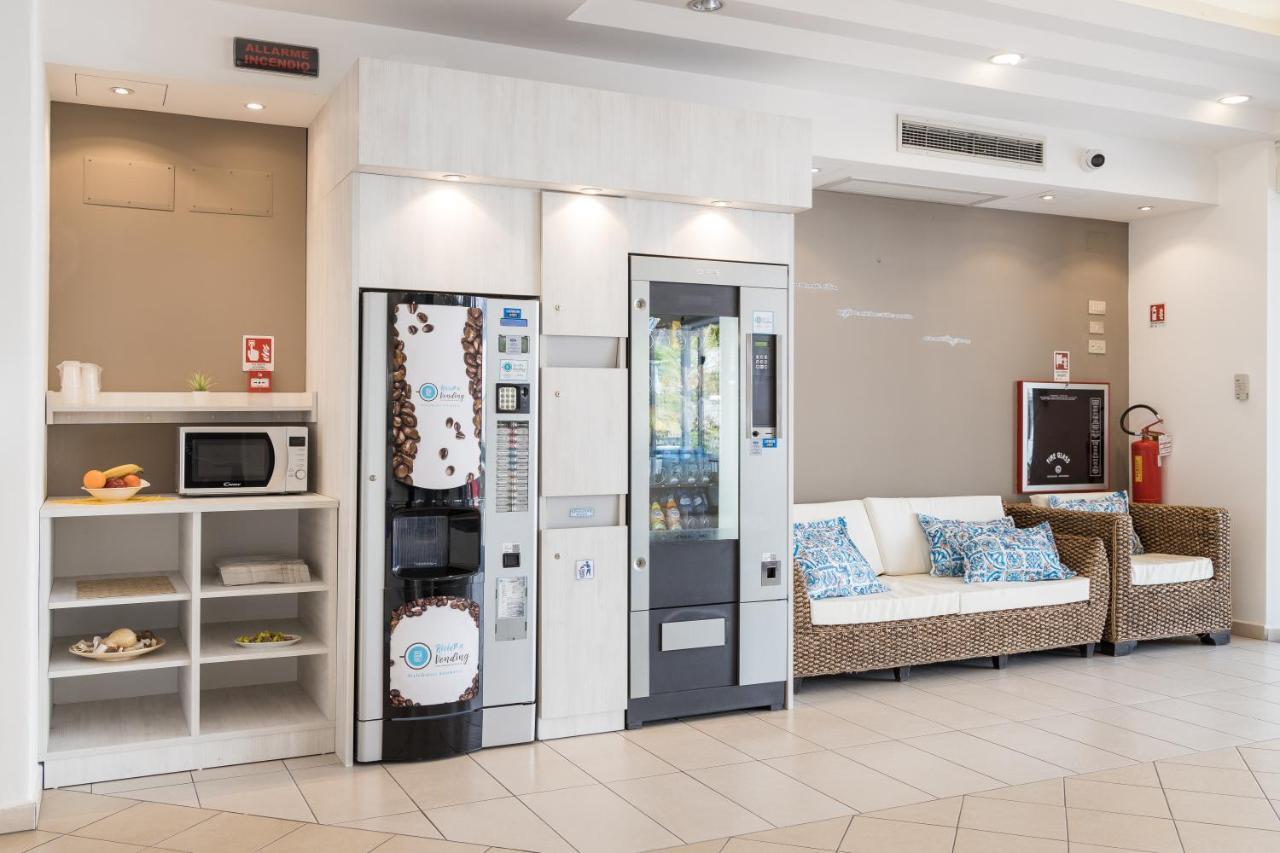 Hotel Amalfi - Smart Hotel リッチョーネ エクステリア 写真