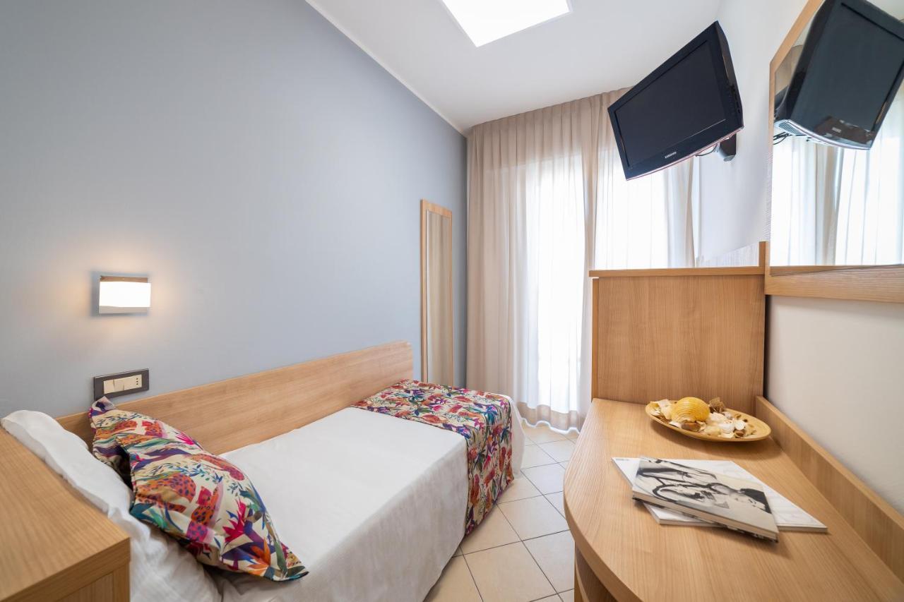 Hotel Amalfi - Smart Hotel リッチョーネ エクステリア 写真